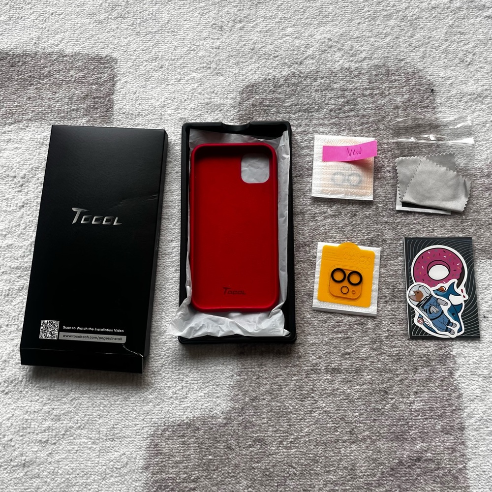 IPHONE 11 RED SILICONE CASE
